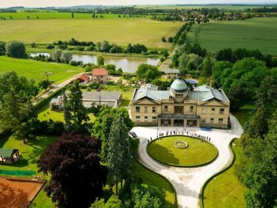 Chateau Kotera 4* Ratboř